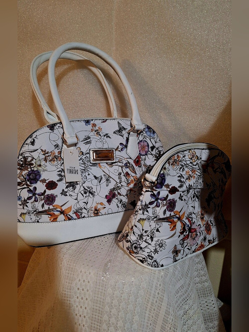 White Floral Dome Satchel Handbag - Elegant Women's Tote